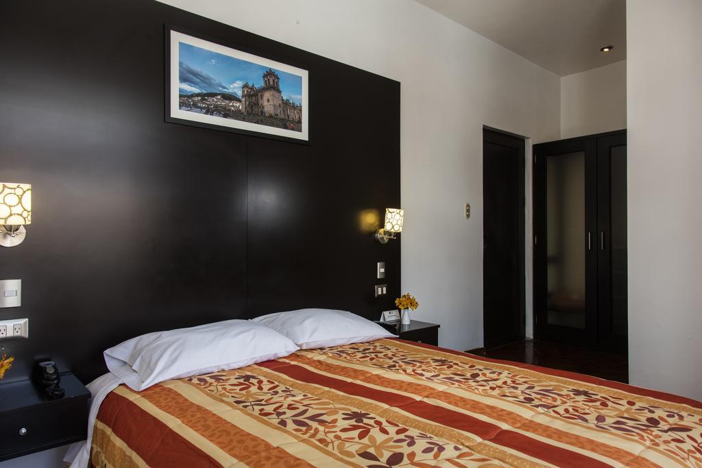 Hostal & Apartments El Triunfo Cusco Eksteriør billede