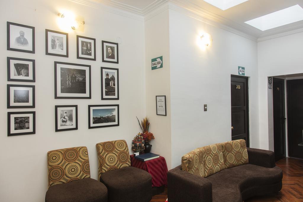 Hostal & Apartments El Triunfo Cusco Eksteriør billede